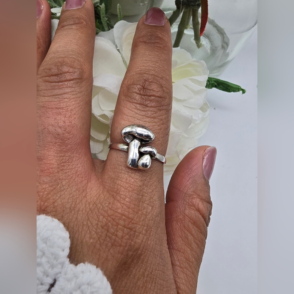 🥰 NAMEKO STERLING SILVER RING - Picture 4 of 6